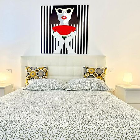 Travel Fiera Apartment Bologna Bagian luar foto